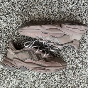 Adidas Ozweego Shoes